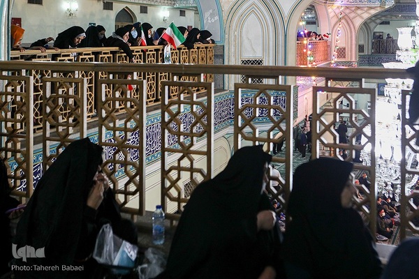 تجمع چند هزار نفری فرهنگیان در حرم عبدالعظیم