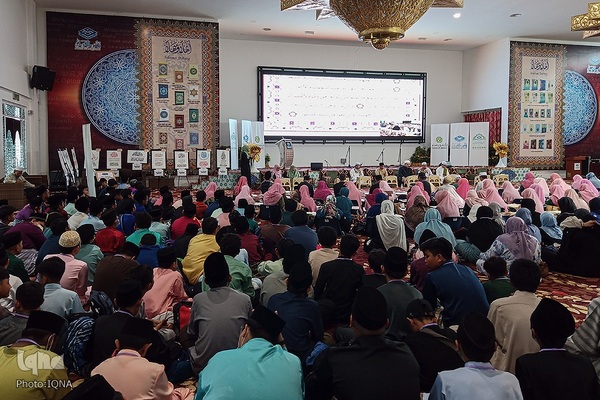 محفل قرآنی با حضور شیخ المصراوی در جشنواره رستو