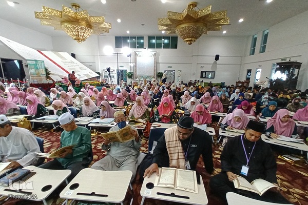 محفل قرآنی با حضور شیخ المصراوی در جشنواره رستو