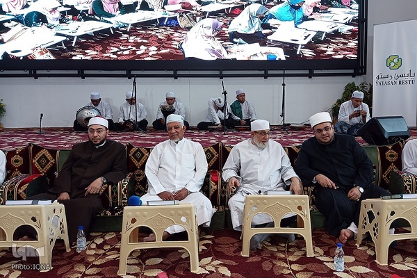 محفل قرآنی با حضور شیخ المصراوی در جشنواره رستو