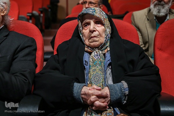 اختتامیه چهارمین دوره شب های شعر انقلاب