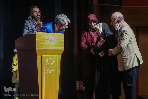 اختتامیه چهارمین دوره شب های شعر انقلاب