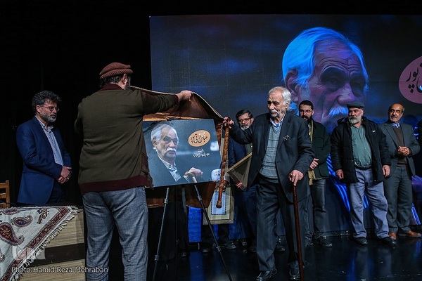 اختتامیه چهارمین دوره شب های شعر انقلاب