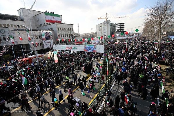 راهپیمایی یوم‌الله ۲۲ بهمن در تهران