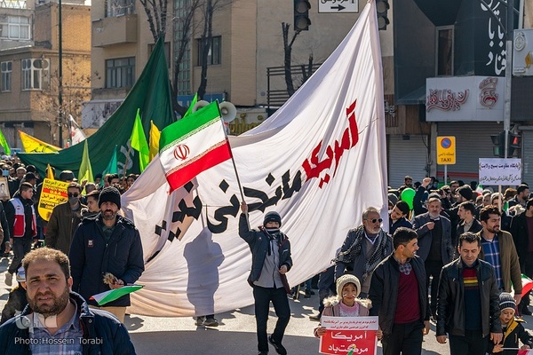 راهپیمایی یوم‌الله ۲۲بهمن در شهرکرد