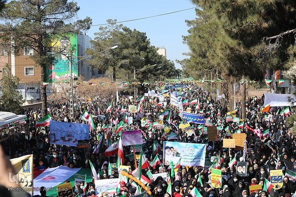 راهپیمایی یوم‌الله ۲۲ بهمن در بیرجند