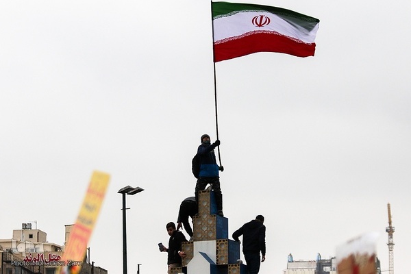 راهپیمایی یوم‌الله ۲۲ بهمن در مشهد مقدس