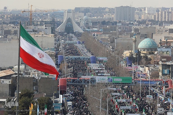 راهپیمایی یوم‌الله ۲۲ بهمن در تهران