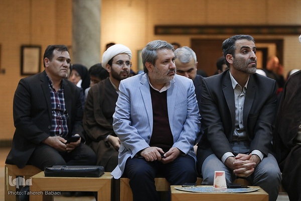 آئین افتتاحیه نمایشگاه هنرهای تجسمی نور در موزه ملی قرآن کریم