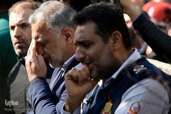 مراسم تشییع و خاکسپاری پیکر آتش نشان شهید «قریب رضا دارابی»