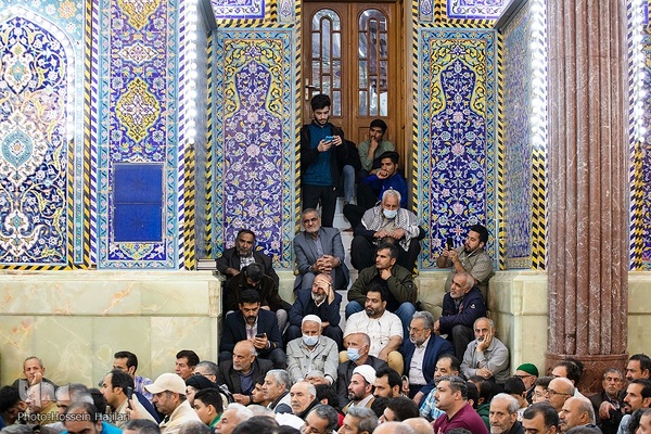 مراسم تحویل سال نو در حرم امام حسین(ع)