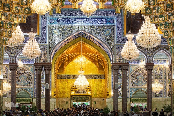 مراسم تحویل سال نو در حرم امام حسین(ع)