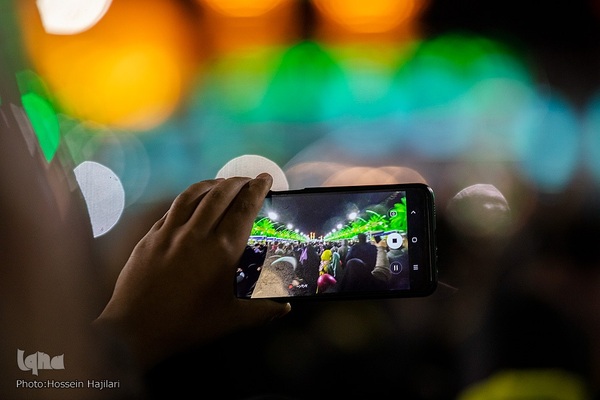 مراسم تحویل سال نو در حرم امام حسین(ع)