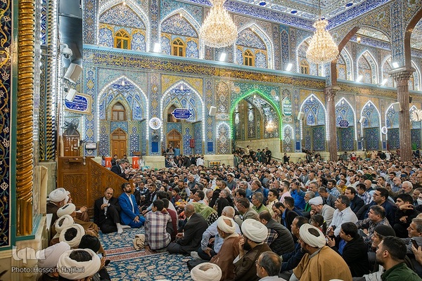 مراسم تحویل سال نو در حرم امام حسین(ع)