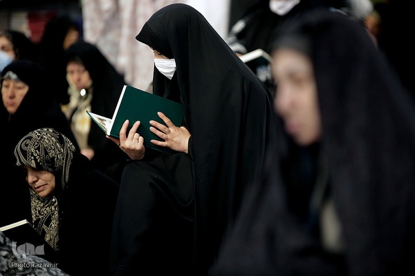 جزءخوانی قرآن کریم در آستان رضوی