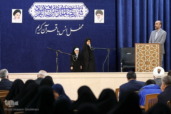 محفل انس با قرآن کریم در قزوین