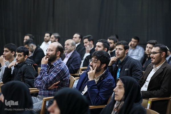 محفل انس با قرآن کریم در قزوین