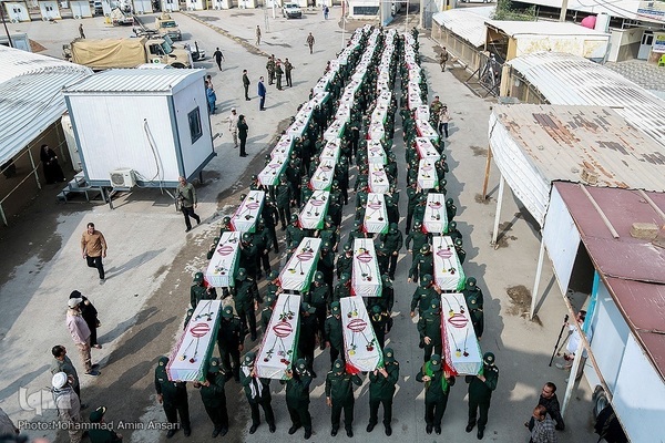 ورود پیکر‌های پاک ۷۱ شهید دوران هشت سال دفاع مقدس به میهن اسلامی از مرز بین‌المللی شلمچه