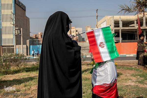 در حاشیه راهپیمایی یوم الله ۱۳ آبان در اهواز