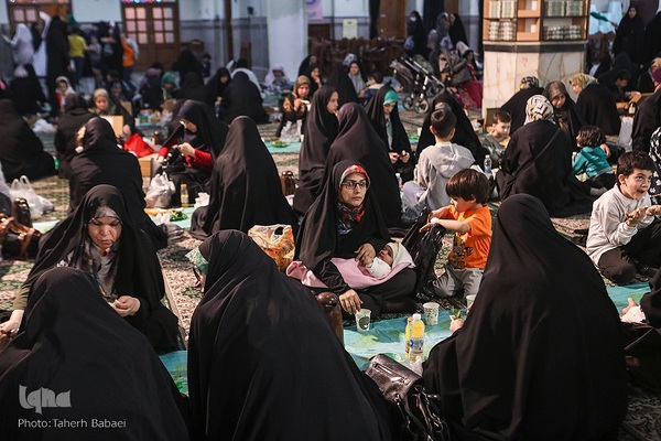 سفره افطار 2هزار نفری در شب ولادت امام حسن مجتبی (ع)