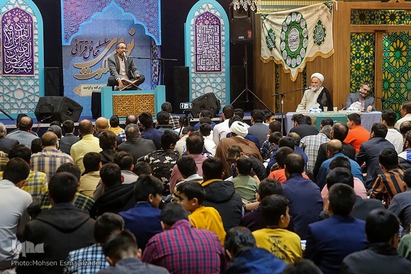 محفل انس با قرآن با حضور احمد شحات احمد