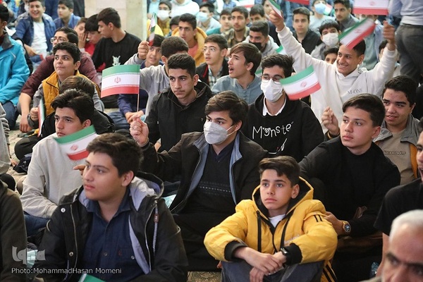 ضیافت افطاری «امام مهربانی‌ها» ویژه ۲۰۰۰ دانش آموز همدانی