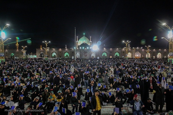 مراسم احیای شب نوزدهم ماه مبارک رمضان رمضان در حرم مطهر رضوی