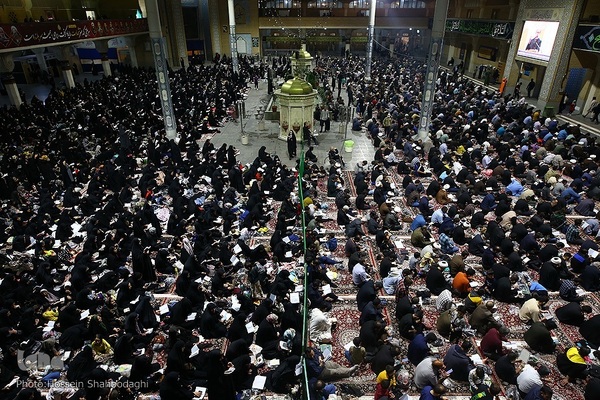 مراسم احیای شب نوزدهم ماه مبارک رمضان رمضان درحرم مطهر حضرت معصومه (س) 