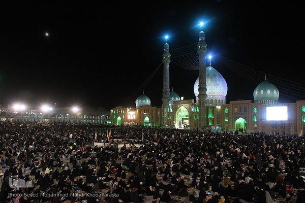 مراسم احیای شب نوزدهم ماه مبارک رمضان در مسجد مقدس جمکران قم
