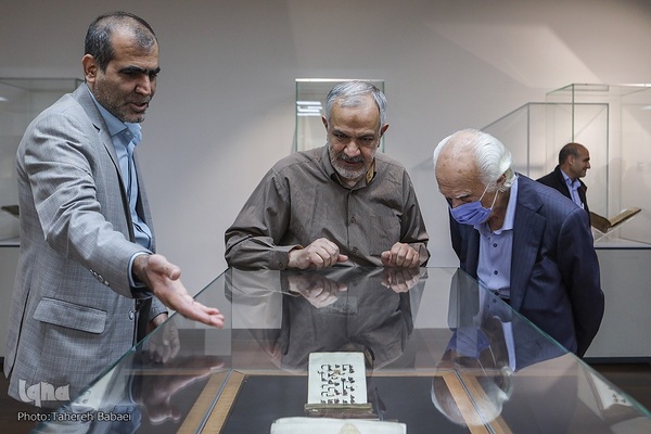 استاد محمدحسن سمسار، محقق، تاریخ‌دان و احمد مسجدجامعی