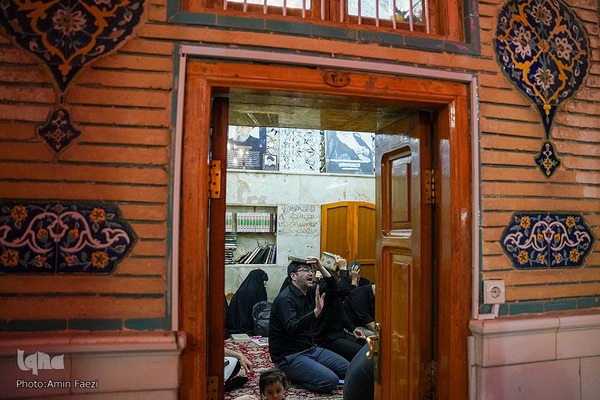 احیا در حرم امام علی‎‎