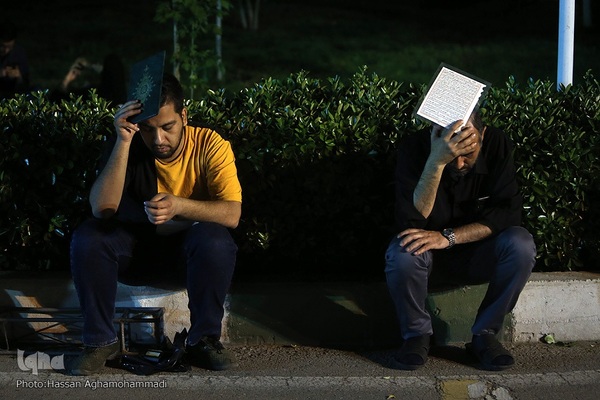 مراسم احیای شب بیست و یکم ماه مبارک رمضان  هیات الزهرای دانشجویان دانشگاه صنعتی شریف