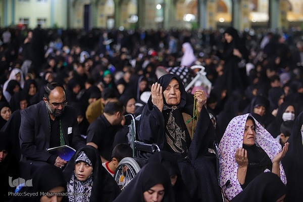 مراسم احیای شب بیست‌ویکم ماه مبارک رمضان در حرم مطهر رضوی