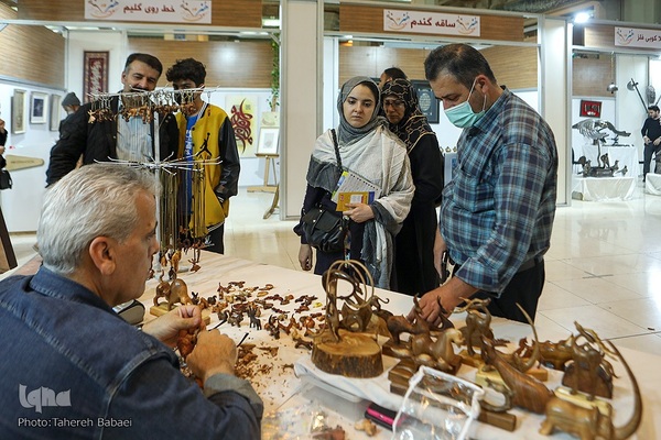 بخش فروش محصولات فرهنگی نمایشگاه بین المللی قرآن کریم