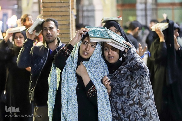 مراسم احیای شب بیست و یکم ماه مبارک رمضان همراه در حرم علی بن مهزیار اهواز 