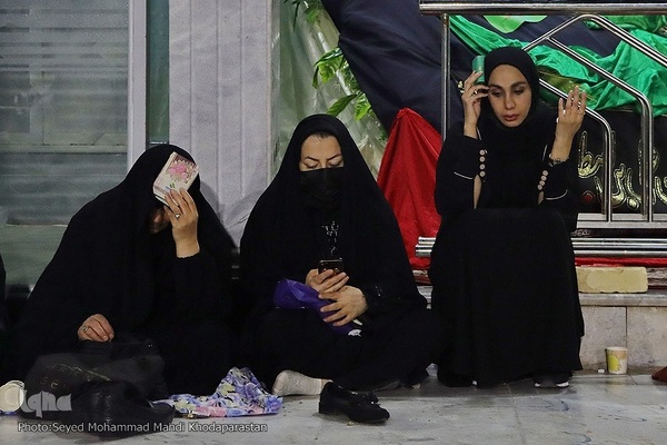 مراسم احیای شب بیست و یکم ماه مبارک رمضان در در جوار امازادگان واجب التعظیم موسی مبرقع و سید علی(ع) قم