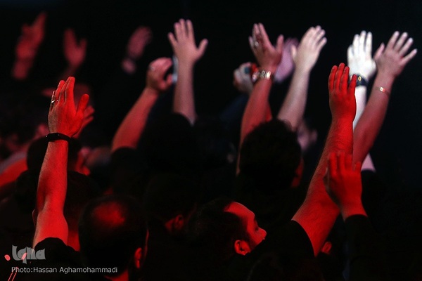 مراسم احیای شب ۲۳ ماه مبارک رمضان در مسجد امام صادق (ع) میدان فلسطین