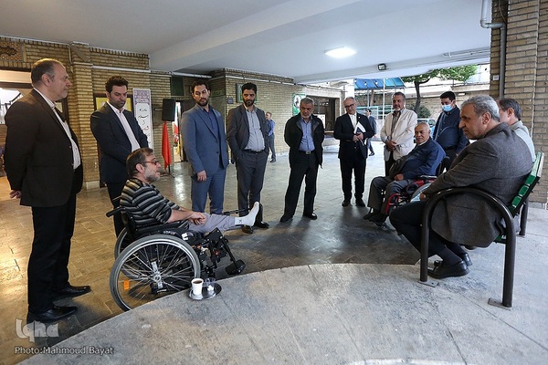 افطار جهادگران دانشگاهی با جانبازان آسایشگاه ثارالله