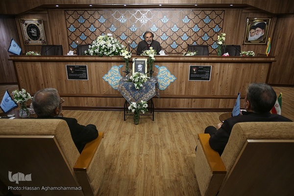 هفتمین روز درگذشت عماد افروغ