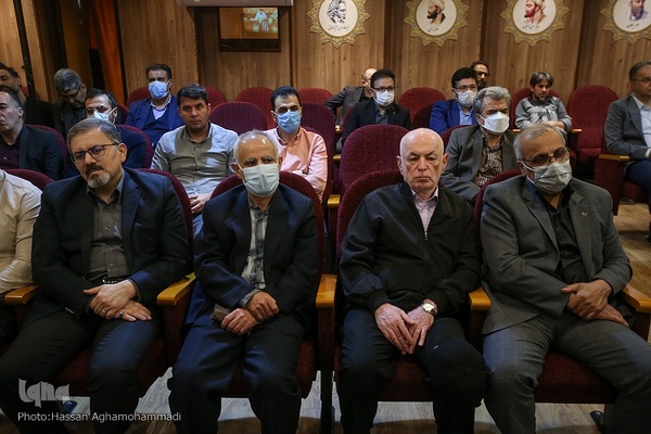 هفتمین روز درگذشت عماد افروغ