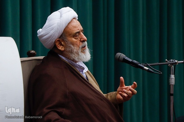 برنامه اذان‌گاهی و تلاوت قرآن در حسینیه هدایت