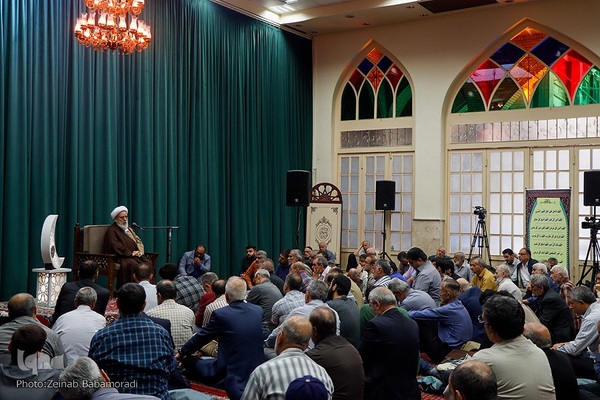 برنامه اذان‌گاهی و تلاوت قرآن در حسینیه هدایت