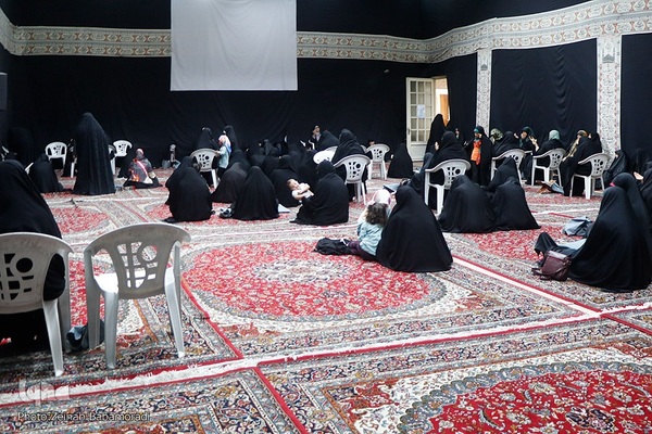 برنامه اذان‌گاهی و تلاوت قرآن در حسینیه هدایت