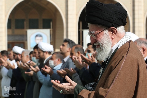 نماز عید سعید فطر در مصلای امام خمینی (ره)