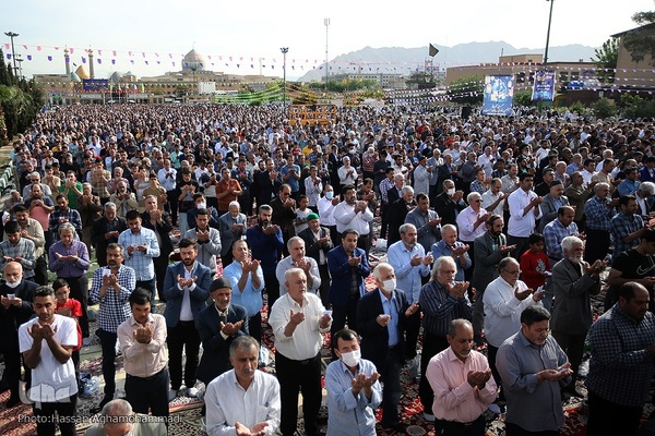 نماز عید سعید فطر در جوار حرم مطهر حضرت عبدالعظیم حسنی علیه‌السلام