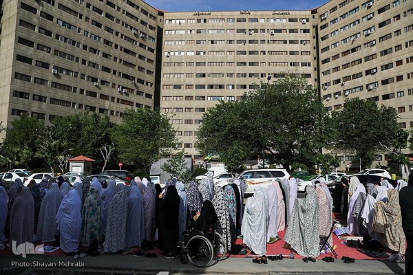 نماز عید فطر در شهرک اکباتان