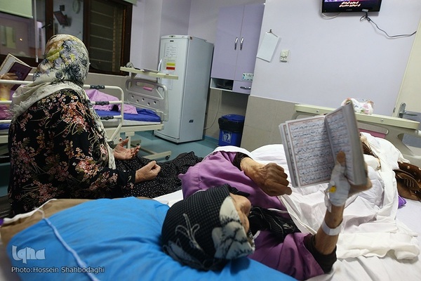 احیای شب ۲۱ رمضان در بیمارستان امام رضا قم