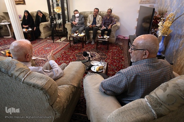 دیدار مدیرعامل و جمعی از خبرنگاران ایکنا با استاد عبدارسول عبایی، پیشکسوت قرآنی