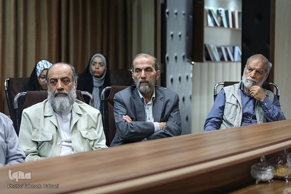 آیین رونمایی از کتاب قرآنهای کوفی در ایران