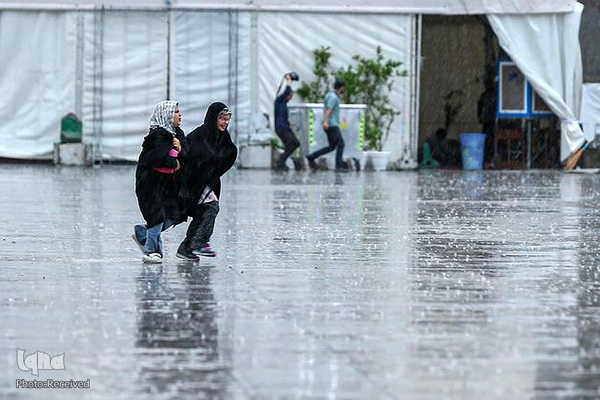 اولین روز سی‌وچهارمین دوره نمایشگاه بین‌المللی کتاب تهران